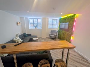 Photo 20- click for photo gallery